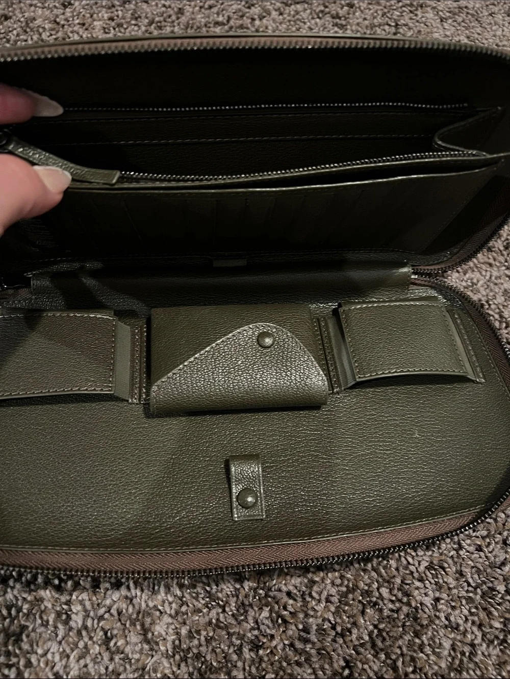 Vintage Perrin Paris Olive Leather Travel Wallet